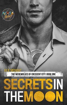 Icon of Secrets in the Moon (Crescent City Werewolves #1)